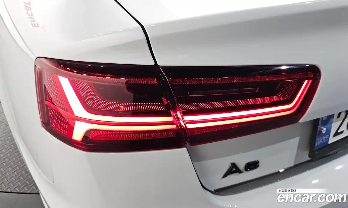 Audi A6 2018 2.0 автомат (гидро), фото 9