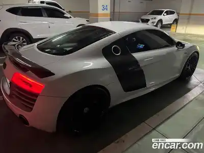 Audi R8 2015 5.2 автомат (гидро), миниатюра 10