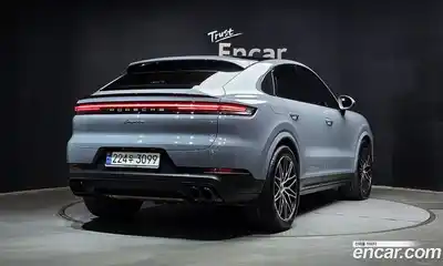 Porsche Cayenne 2024 3.0 автомат (гидро), миниатюра 2