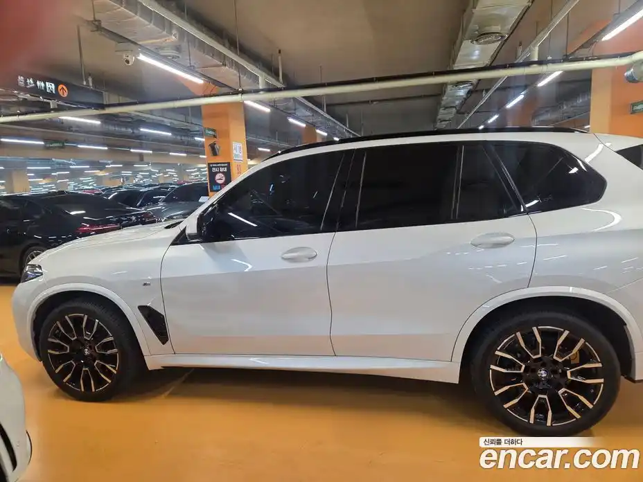 BMW X5 2025 3.0 автомат (гидро), фото 6