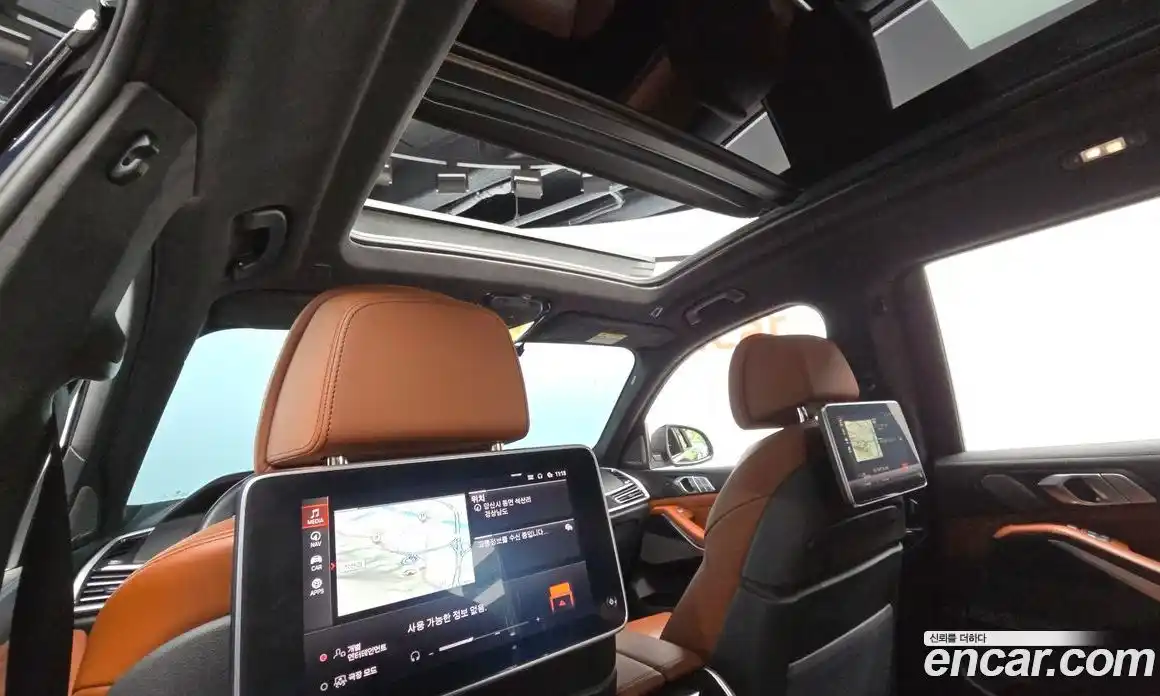BMW X7 2022 3.0 автомат (гидро), фото 19