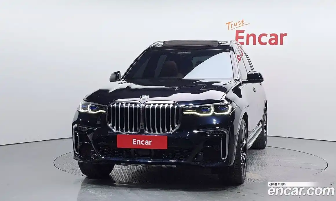 BMW X7 2022 3.0 автомат (гидро), фото 3