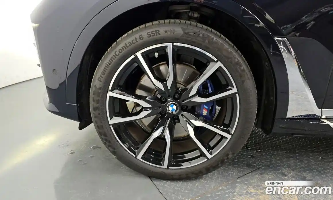 BMW X7 2022 3.0 автомат (гидро), фото 5