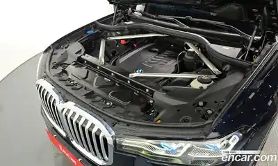 BMW X7 2022 3.0 автомат (гидро), миниатюра 6