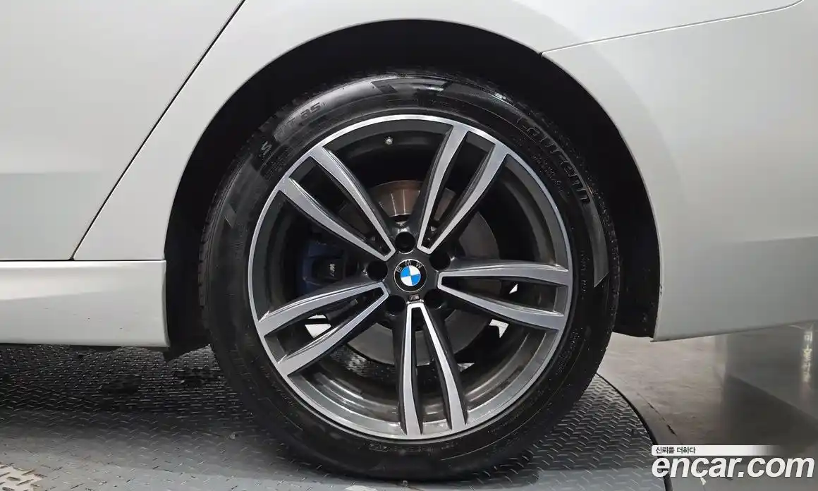 BMW 6 серия 2022 2.0 автомат (гидро), фото 6