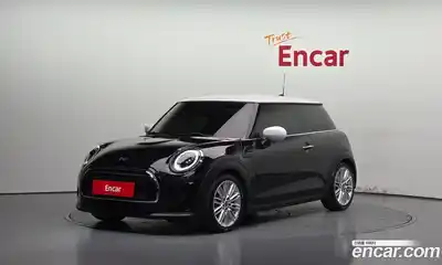 Mini Cooper, 2022, 28 004 км