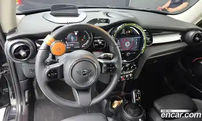 Mini Cooper 2022 1.5 автомат (гидро), миниатюра 7