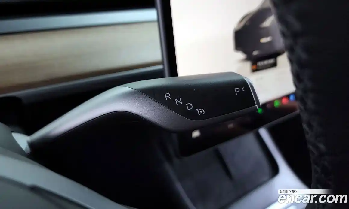 Tesla Model Y 2023 0.2 автомат (гидро), фото 12 Tesla Model Y 2023 0.2 автомат (гидро), фото 12