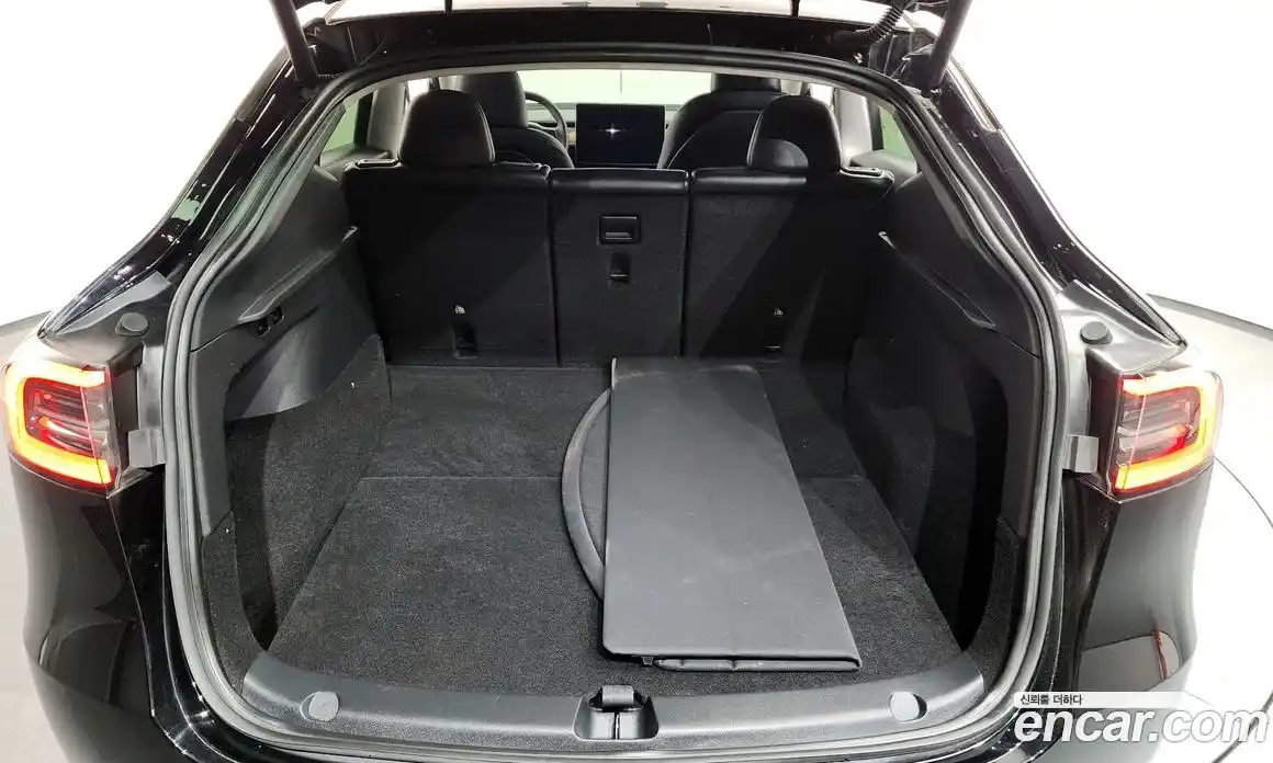 Tesla Model Y 2023 0.2 автомат (гидро), фото 26 Tesla Model Y 2023 0.2 автомат (гидро), фото 26