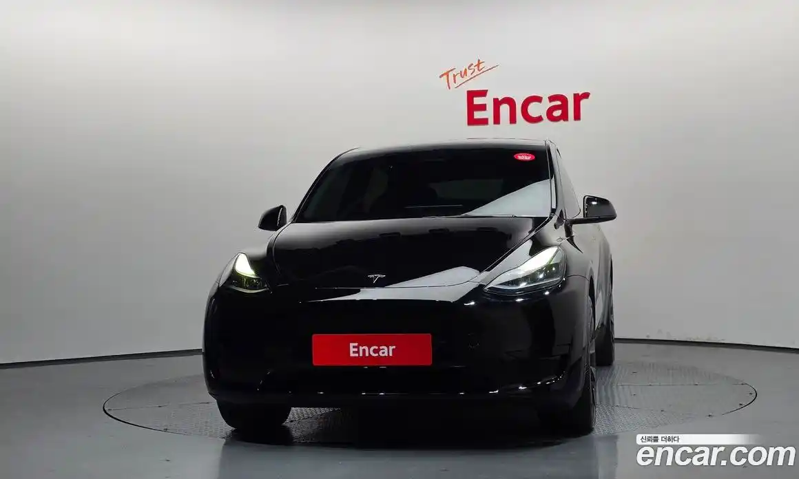 Tesla Model Y 2023 0.2 автомат (гидро), фото 3 Tesla Model Y 2023 0.2 автомат (гидро), фото 3