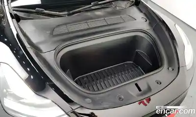 Tesla Model Y 2023 0.2 автомат (гидро), миниатюра 6 Tesla Model Y 2023 0.2 автомат (гидро), миниатюра 6