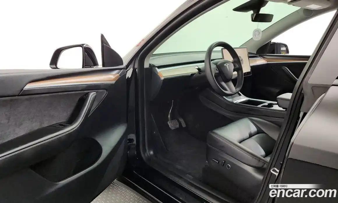 Tesla Model Y 2023 0.2 автомат (гидро), фото 10 Tesla Model Y 2023 0.2 автомат (гидро), фото 10
