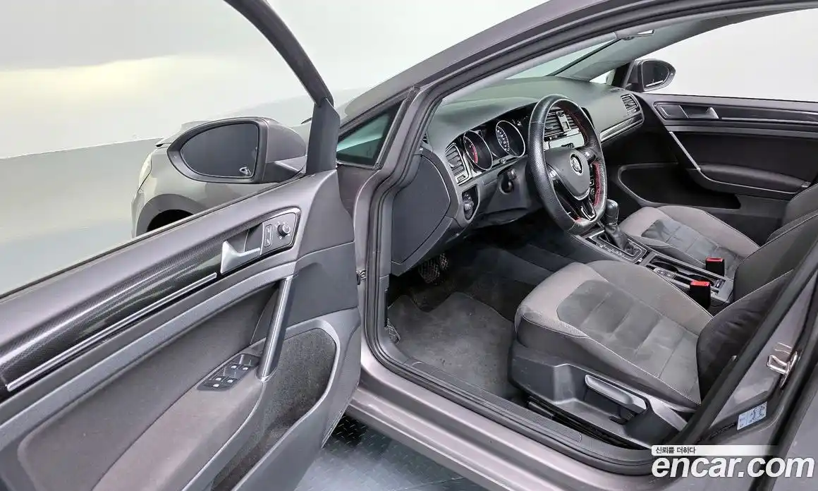 Volkswagen Golf 2014 1.4 автомат (гидро), фото 10