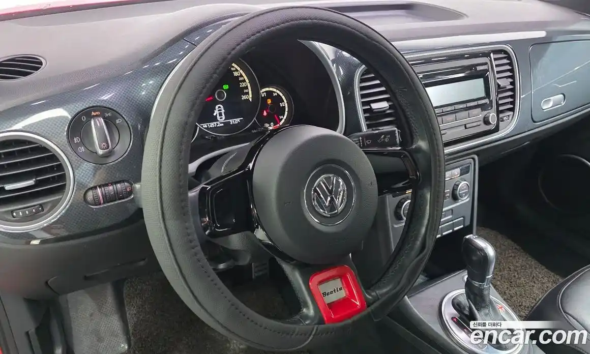 Volkswagen Beatle 2013 2.0 автомат (гидро), фото 15