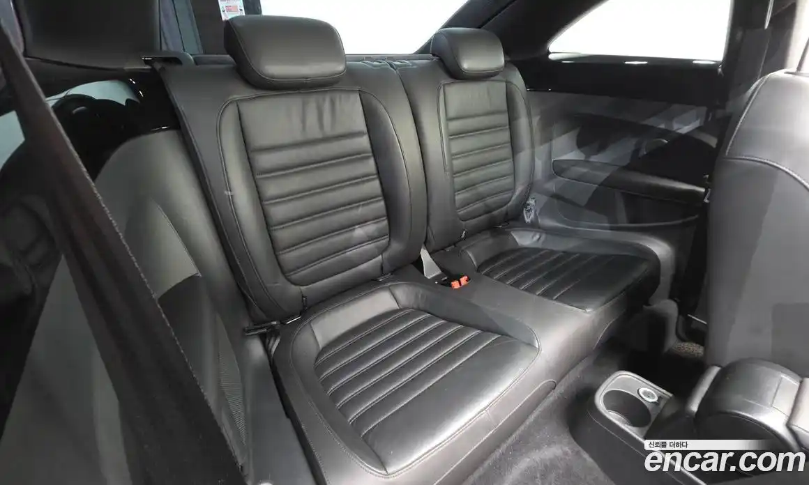 Volkswagen Beatle 2013 2.0 автомат (гидро), фото 20