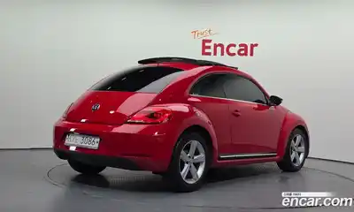 Volkswagen Beatle 2013 2.0 автомат (гидро), миниатюра 2