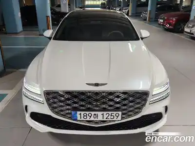 Genesis G80, 2025, 2 100 км