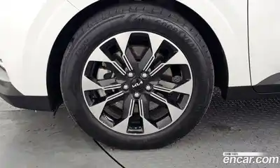 Kia Carnival 2023 2.2 автомат (гидро), миниатюра 5