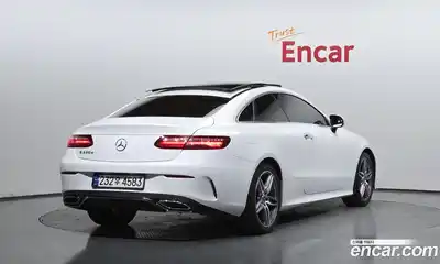 Mercedes-Benz E-Class 2019 1.9 автомат (гидро), миниатюра 2