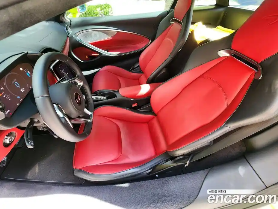 McLaren Artura 2023 3.0 автомат (гидро), фото 8 McLaren Artura 2023 3.0 автомат (гидро), фото 8