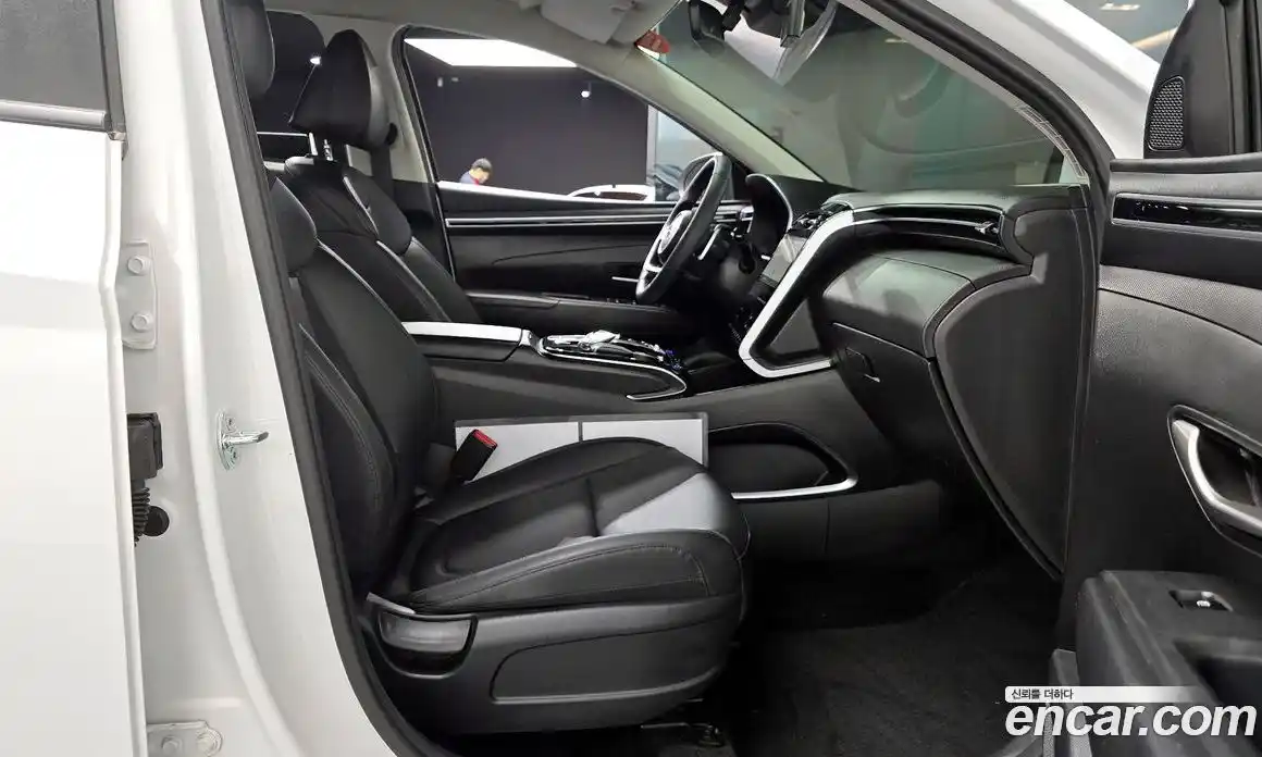 Hyundai Tucson 2023 2.0 автомат (гидро), фото 16