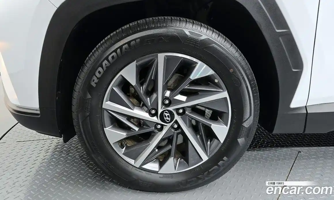 Hyundai Tucson 2023 2.0 автомат (гидро), фото 5