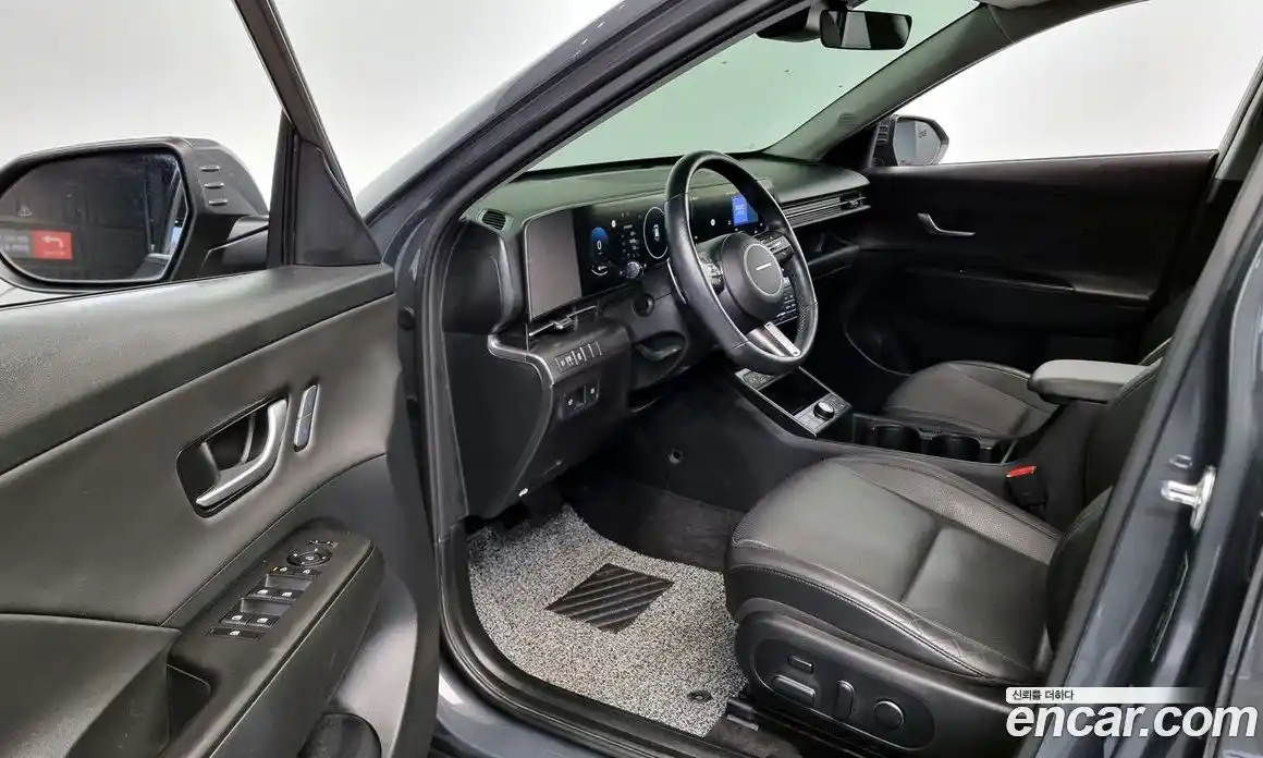 Hyundai Kona 2023 1.6 автомат (гидро), фото 13