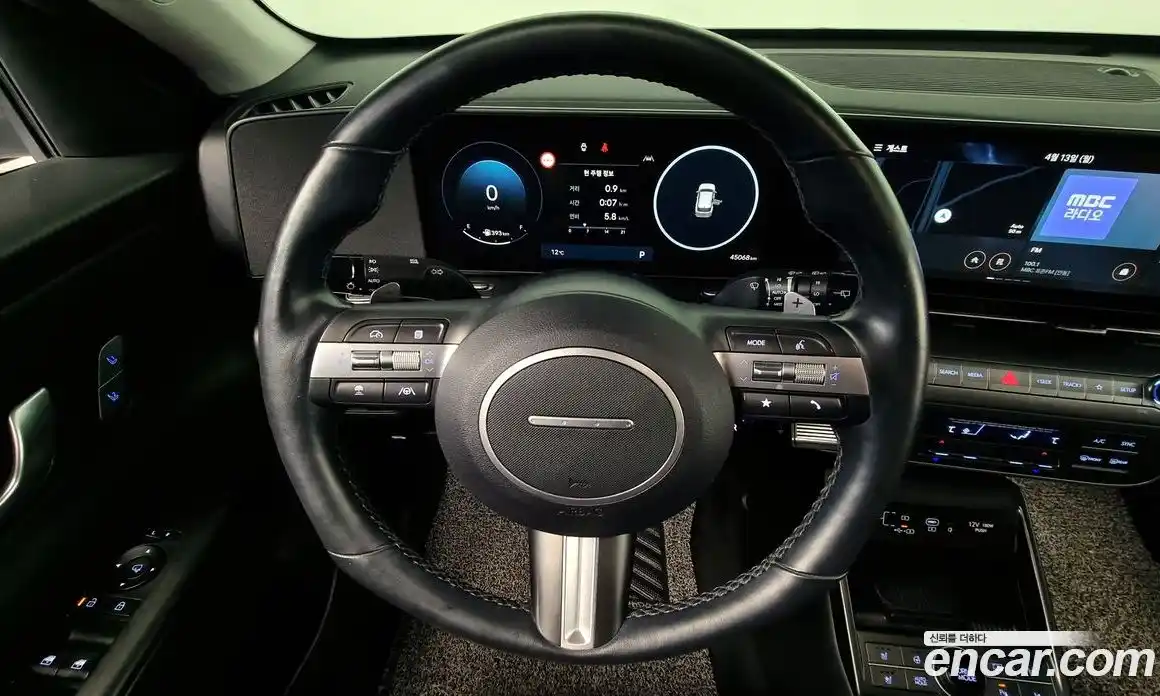 Hyundai Kona 2023 1.6 автомат (гидро), фото 19