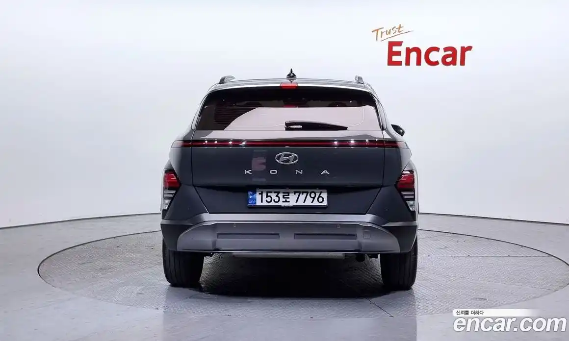 Hyundai Kona 2023 1.6 автомат (гидро), фото 4