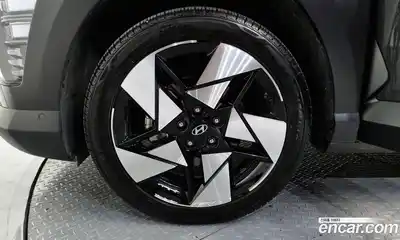 Hyundai Kona 2023 1.6 автомат (гидро), миниатюра 5