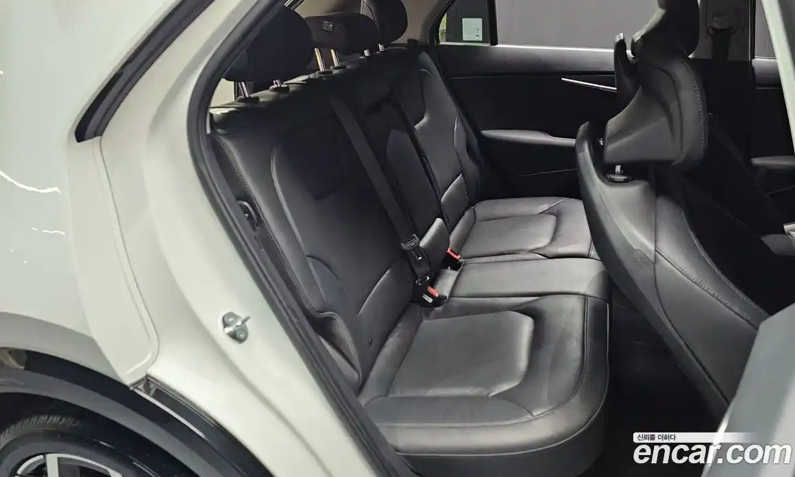Kia Niro 2022 1.6 автомат (гидро), фото 18