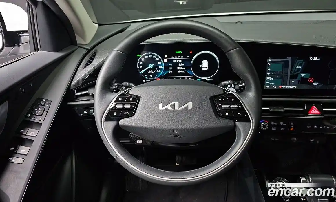 Kia Niro 2022 1.6 автомат (гидро), фото 19