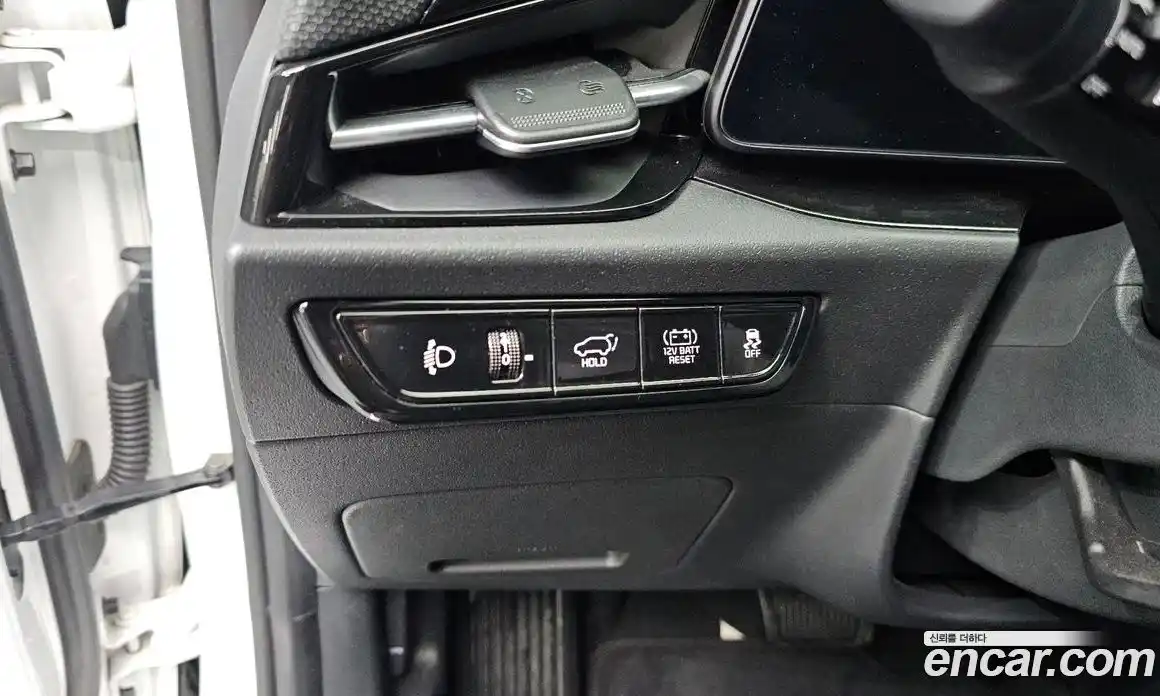 Kia Niro 2022 1.6 автомат (гидро), фото 25