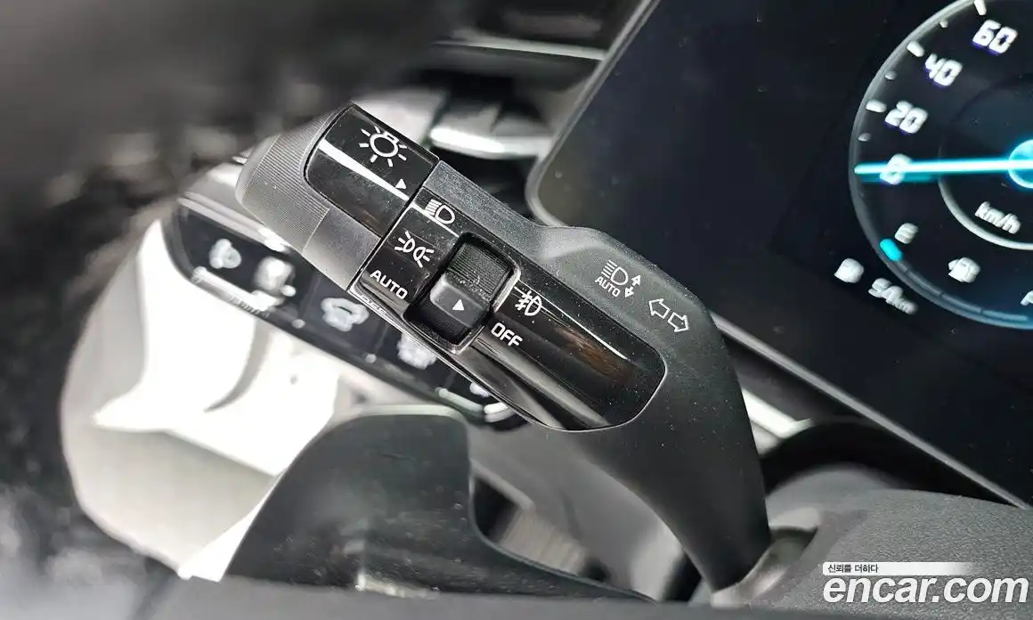 Kia Niro 2022 1.6 автомат (гидро), фото 27