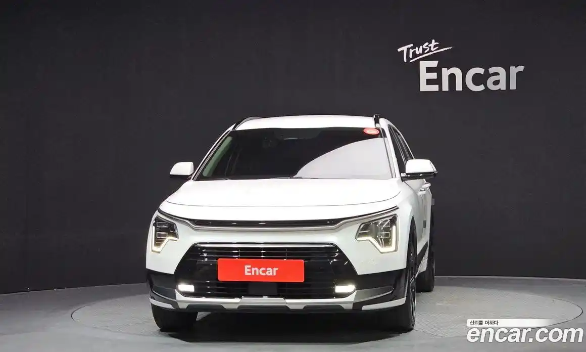 Kia Niro 2022 1.6 автомат (гидро), фото 3