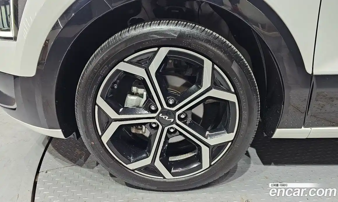 Kia Niro 2022 1.6 автомат (гидро), фото 5