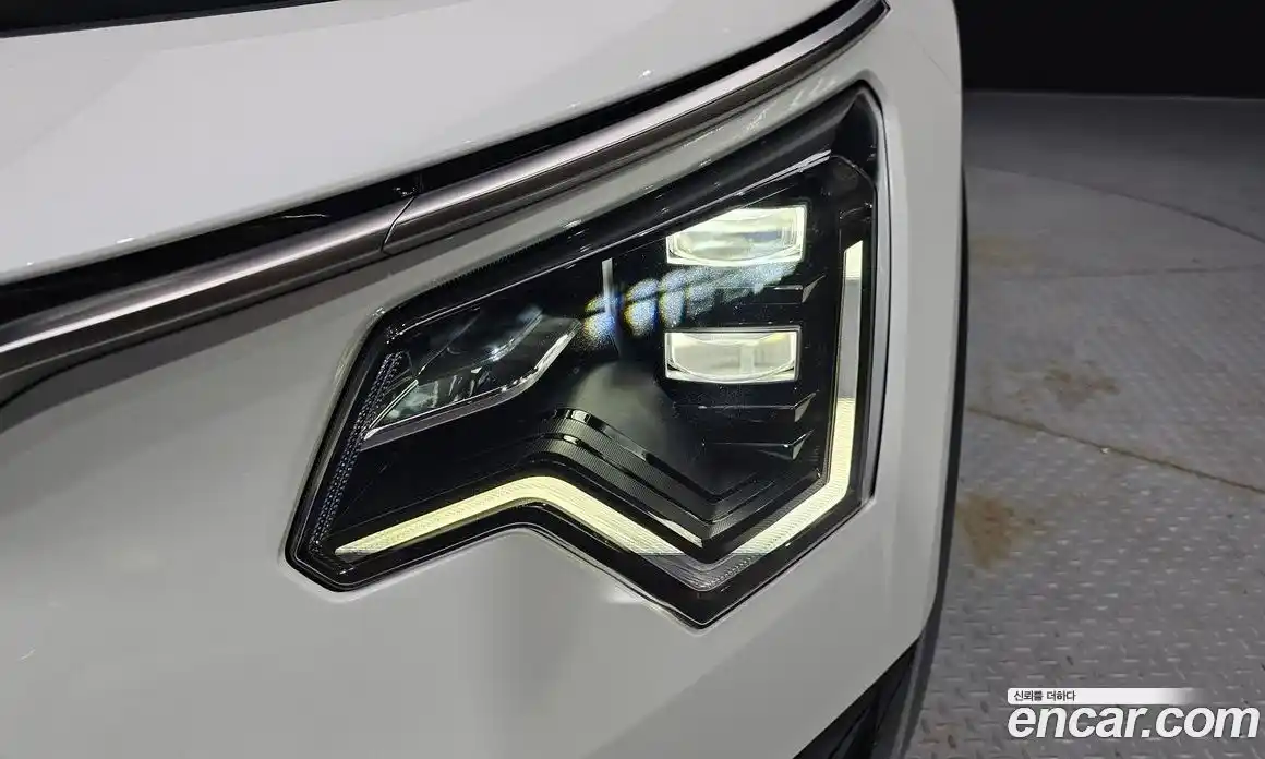 Kia Niro 2022 1.6 автомат (гидро), фото 8