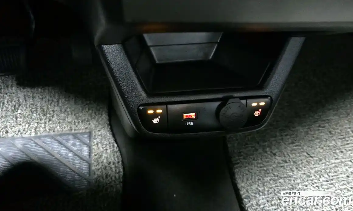 Kia Ray 2021 1.0 автомат (гидро), фото 17