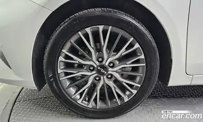 Kia K3 2024 1.6 автомат (гидро), миниатюра 5