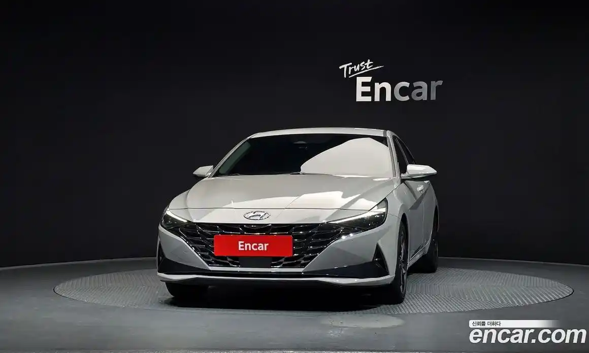 Hyundai Avante 2020 1.6 автомат (гидро), фото 3