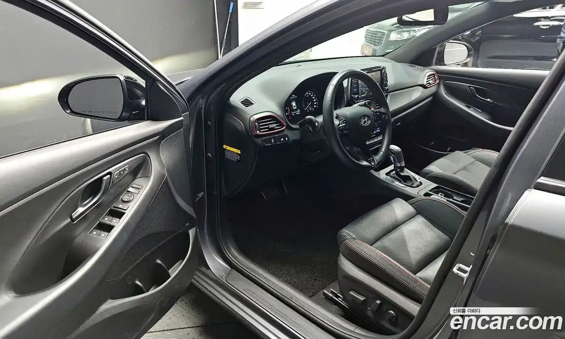 Hyundai i30 2019 1.6 автомат (гидро), фото 13