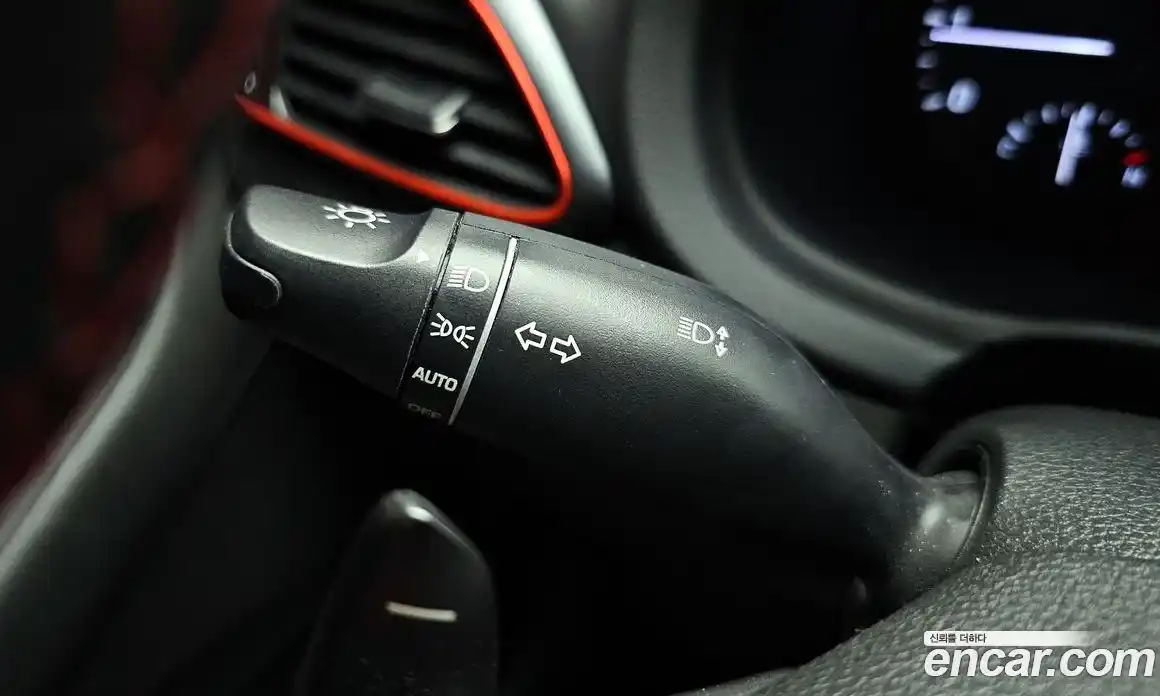 Hyundai i30 2019 1.6 автомат (гидро), фото 23
