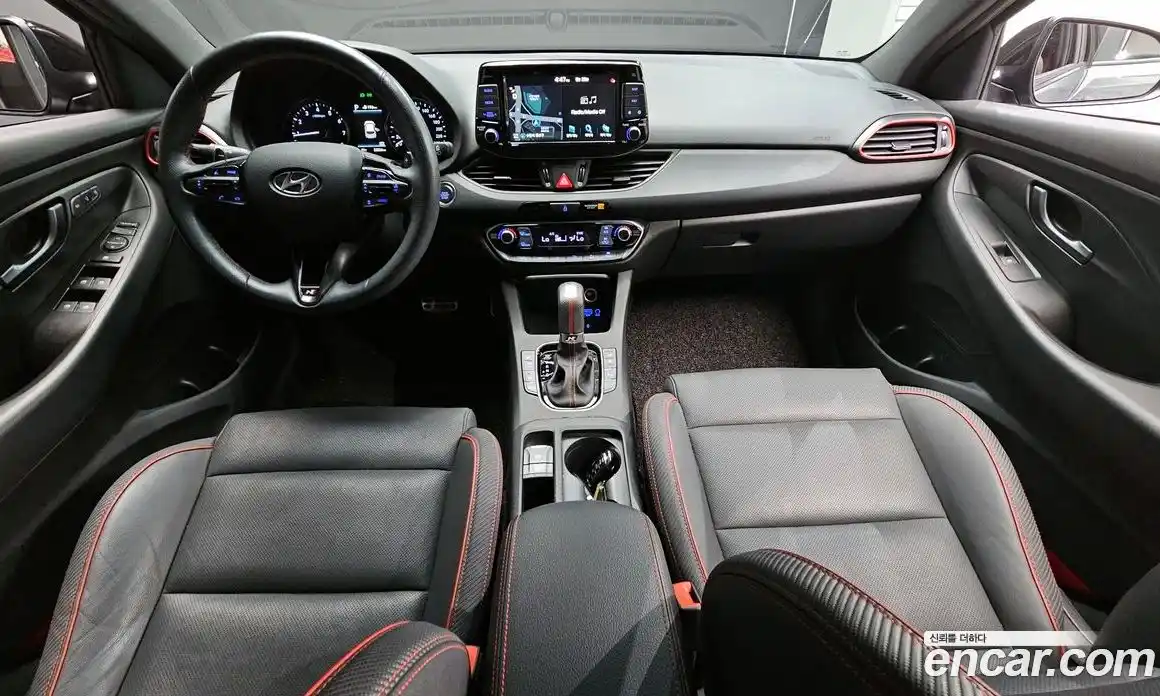 Hyundai i30 2019 1.6 автомат (гидро), фото 10