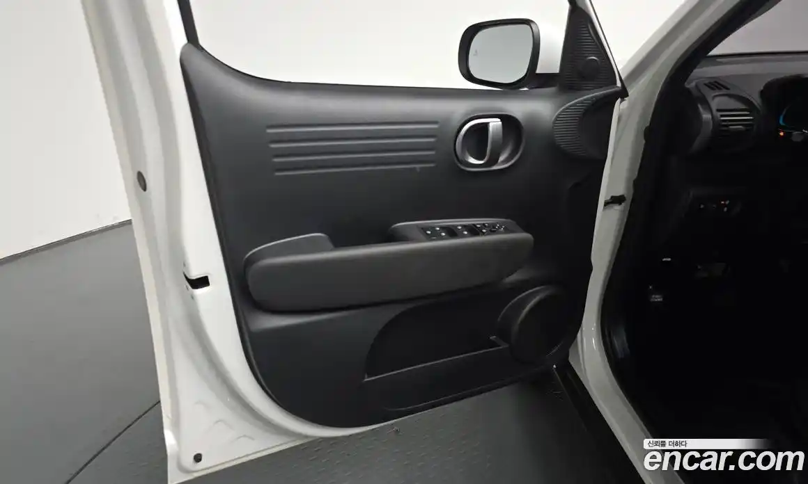 Hyundai Casper 2022 1.0 автомат (гидро), фото 13