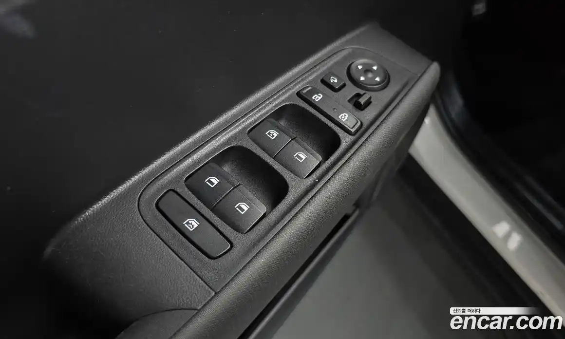 Hyundai Casper 2022 1.0 автомат (гидро), фото 26