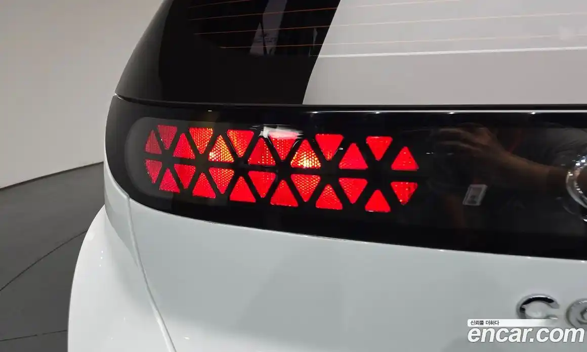 Hyundai Casper 2022 1.0 автомат (гидро), фото 8