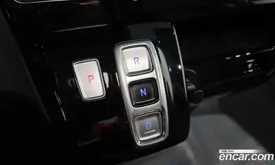 Hyundai Staria 2024 2.2 автомат (гидро), миниатюра 9