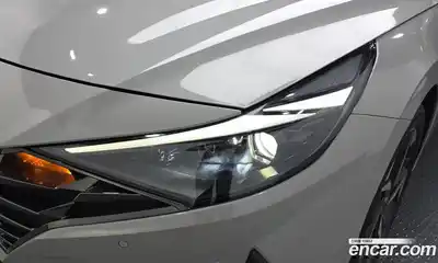 Hyundai Avante 2022 1.6 автомат (гидро), миниатюра 8