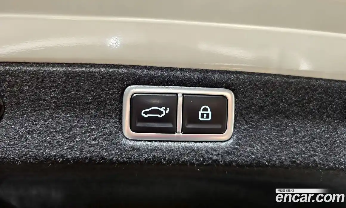 Hyundai Grandeur 2023 1.6 автомат (гидро), фото 17