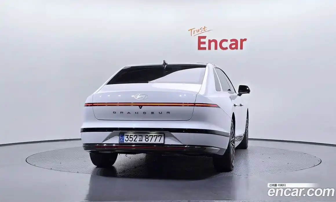 Hyundai Grandeur 2023 1.6 автомат (гидро), фото 4